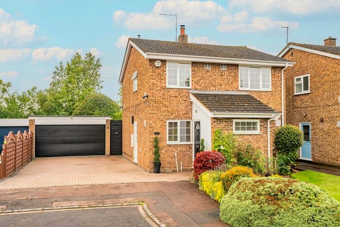 4 Bedroom Detached House To Rent In Claydown Way, Slip End, Luton, Bedfordshire, LU1