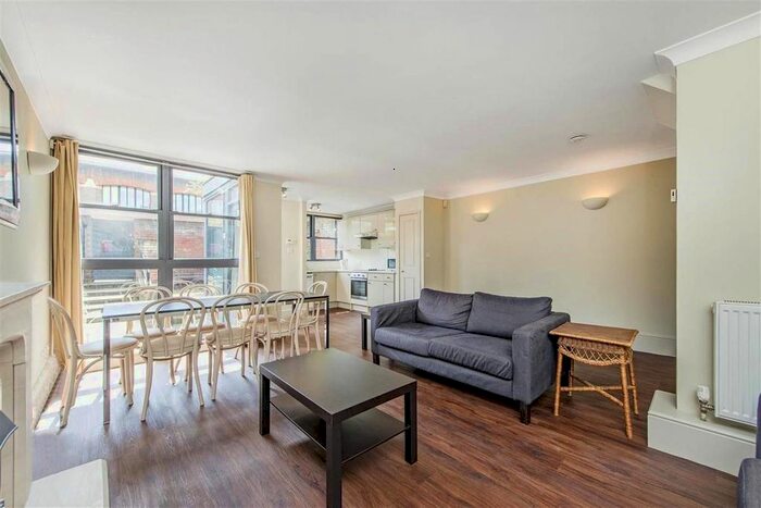3 Bedroom Flat To Rent In Rampayne Street, Pimlico, London, SW1V