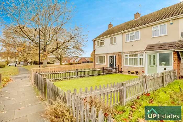 3 Bedroom Terraced House For Sale In Winchat Close, Binley, Coventry, CV3