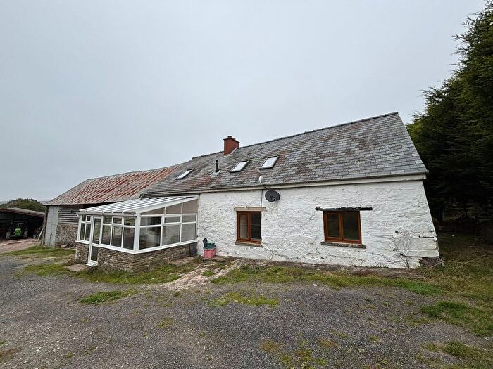 3 Bedroom Farmhouse To Rent In Llandewi Fach, Builth Wells, LD2