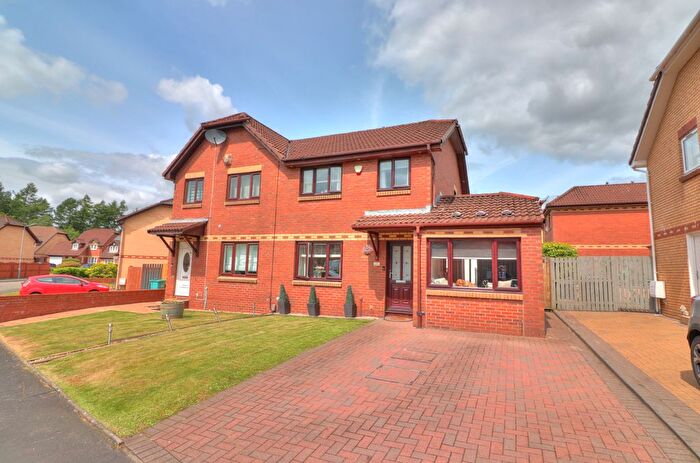 4 Bedroom Semi-Detached House For Sale In Whitelees Road, Glasgow, G67