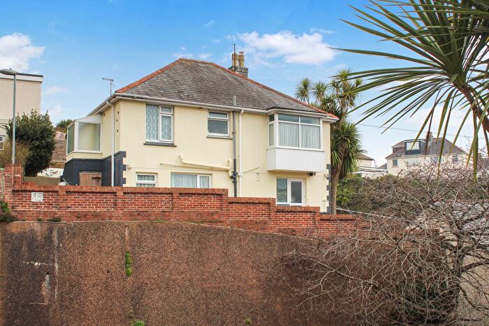 4 Bedroom Detached House For Sale In Barnfield Road, Paignton, Devon, TQ3