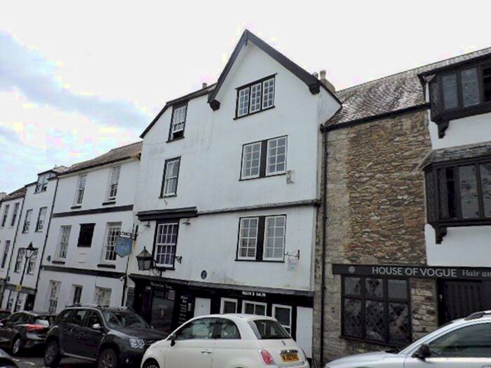 2 Bedroom Maisonette To Rent In The Barbican, Plymouth, PL4