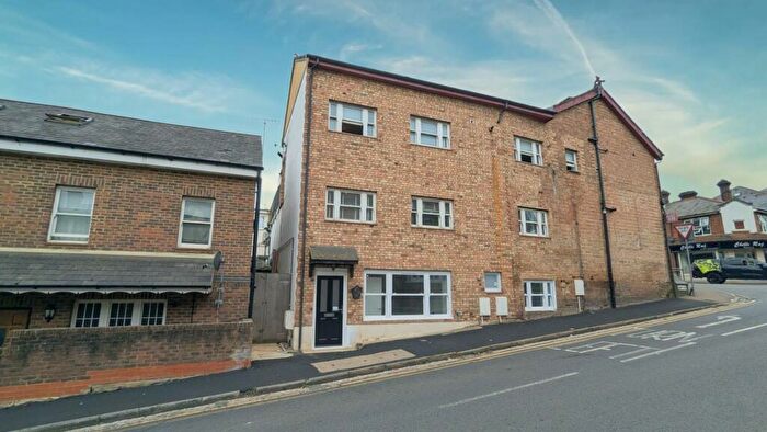 1 Bedroom Apartment To Rent In Stanhope Road, St. Albans, AL1