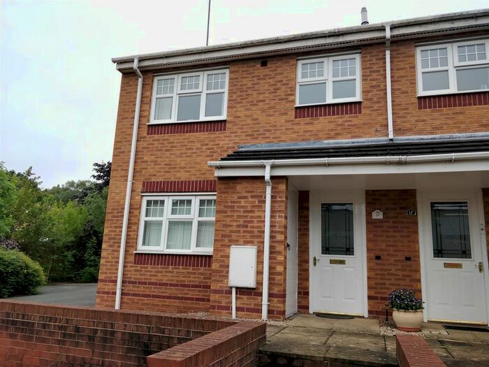 1 Bedroom Flat To Rent In York Close, Rugeley, WS15