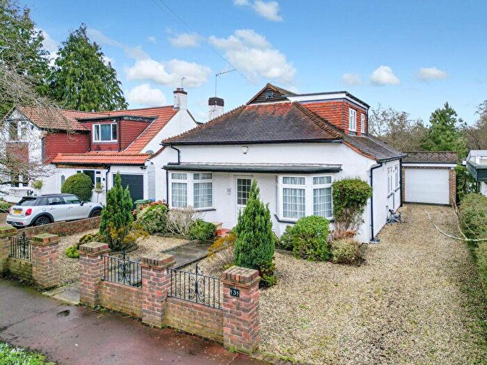 2 Bedroom Detached Bungalow To Rent In Oaken Drive, Claygate, KT10