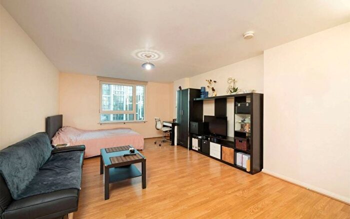 Studio To Rent In St George Wharf, Vauxhall, London, SW8