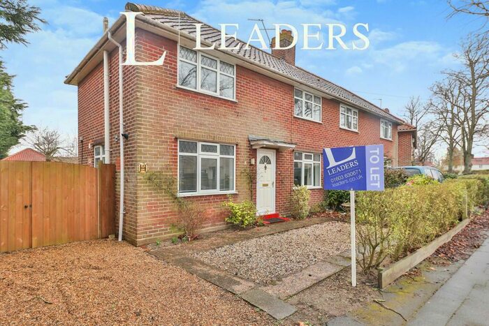 3 Bedroom Semi-Detached House To Rent In Beverley Road, Norwich, NR5