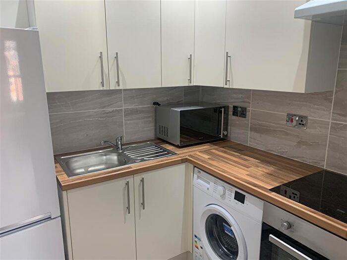 1 Bedroom Apartment To Rent In Alfreton Road, Nottingham, NG7
