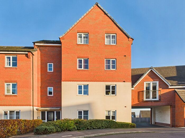 2 Bedroom Flat For Sale In Swindell Close, Mapperley, Nottingham, NG3