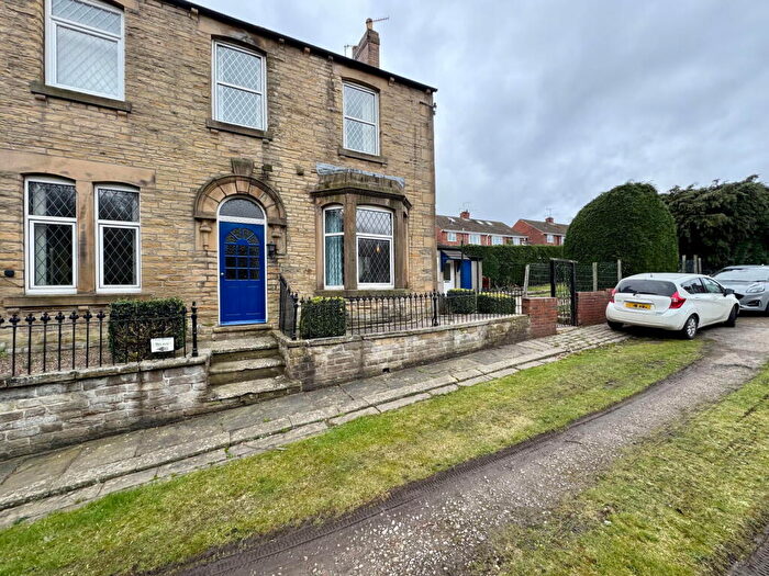 3 Bedroom Semi Detached House For Sale In Low Street, Dodworth, Barnsley, S75