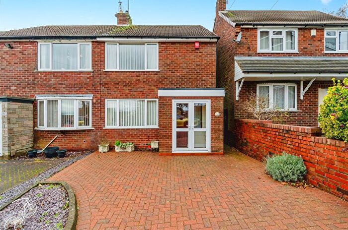 2 Bedroom Semi-Detached House For Sale In St. James's Terrace, Dudley, DY1