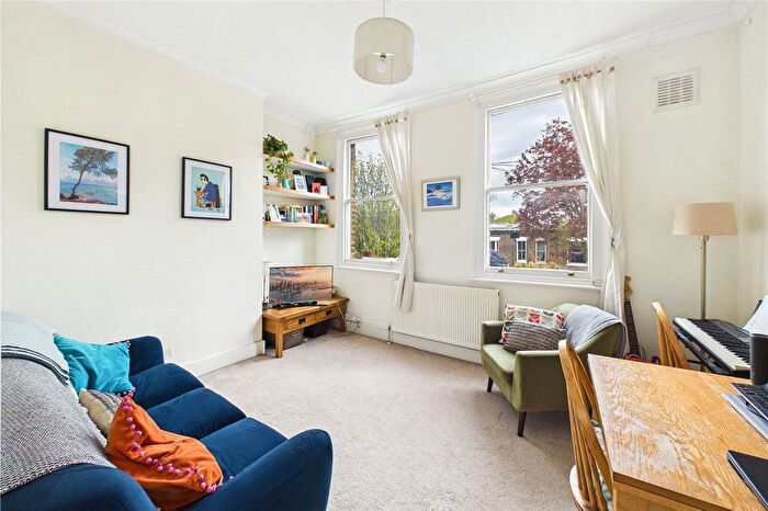 1 Bedroom Flat For Sale In Spenser Road, London, SE24