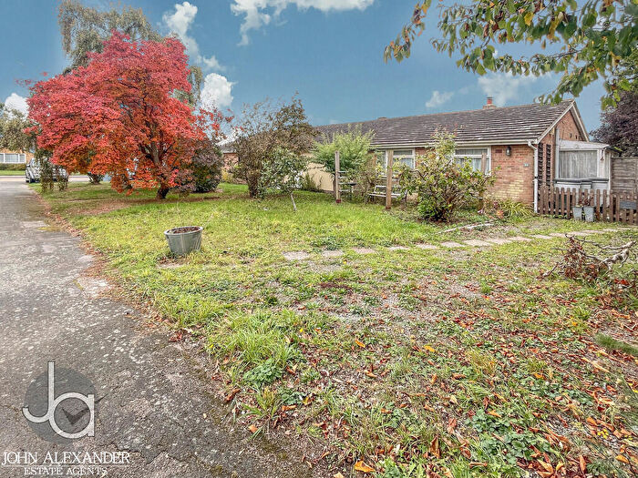 2 Bedroom Semi-Detached Bungalow For Sale In D'arcy Way, Tolleshunt D'arcy, Maldon, CM9