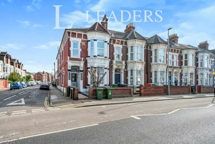 1 Bedroom Apartment To Rent In Southsea, PO5