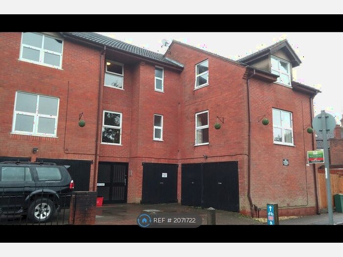 1 Bedroom Flat To Rent In The Close, Kenilworth, CV8