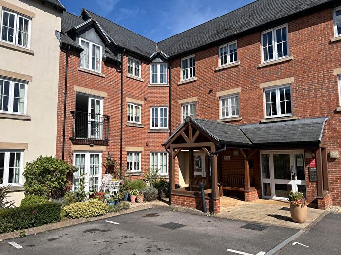 1 Bedroom Apartment To Rent In Daffodil Court, Newent, Gloucestershire, GL18