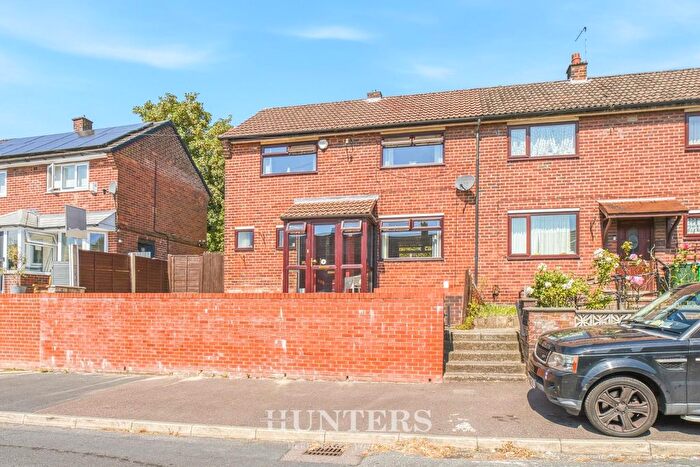 2 Bedroom End Of Terrace House For Sale In Kirkstall Road, Middleton, M24