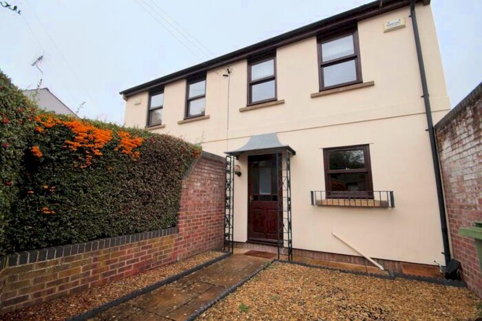 2 Bedroom House To Rent In Tivoli, GL50