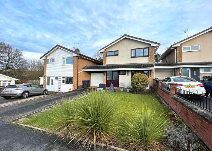 3 Bedroom Detached House For Sale In Bollin Grove, Biddulph, ST8