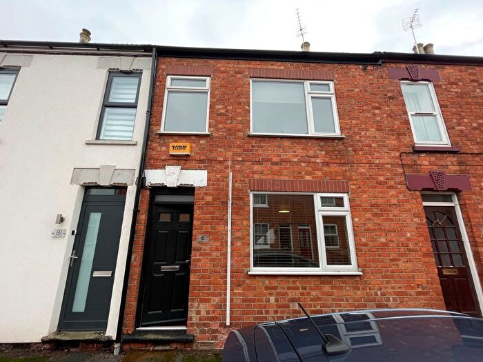 2 Bedroom Terraced House For Sale In Wallace Street, New Bradwell, Buckinghamshire, MK13