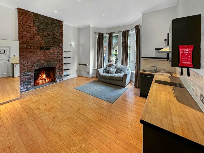 Studio To Rent In Cathedral Road, Cardiff, CF11