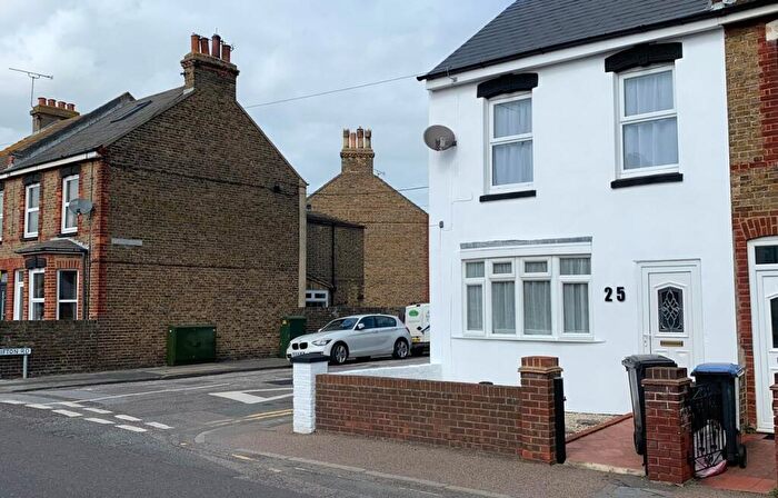 3 Bedroom End Of Terrace House To Rent In Manston Road, Ramsgate, Kent, CT11