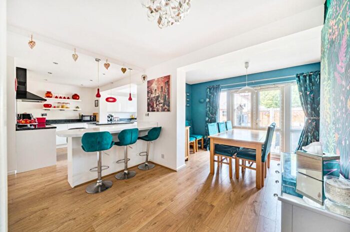 5 Bedroom Link Detached House For Sale In Southfield Road, Nailsea, BS48