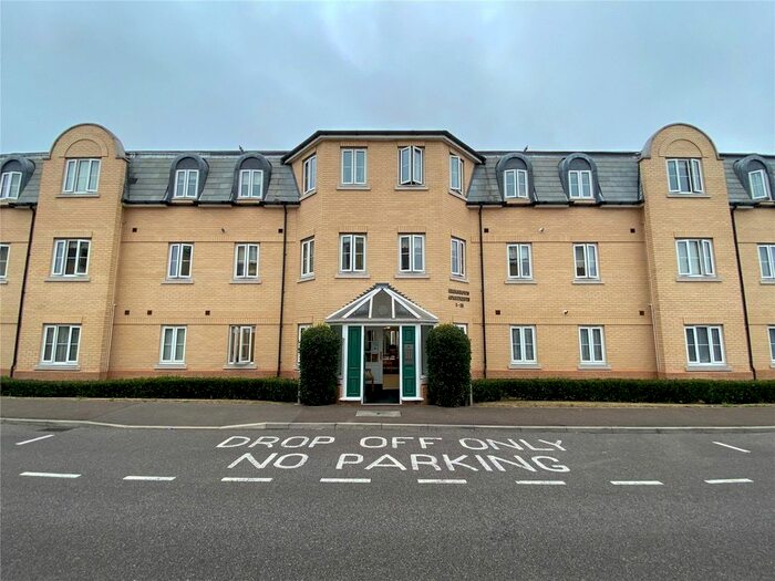 1 Bedroom Flat For Sale In Brimsdown Avenue, Basildon, Essex, SS15