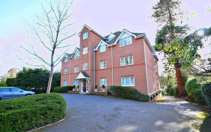 2 Bedroom Flat To Rent In Bournemouth, BH2