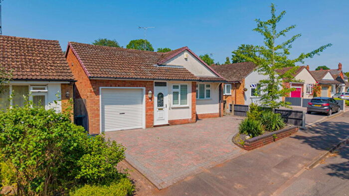 3 Bedroom Detached Bungalow For Sale In Silver Birch Drive, Kinver, DY7