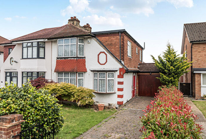4 Bedroom Semi Detached House For Sale In London Road, Cheam, Sutton, SM3