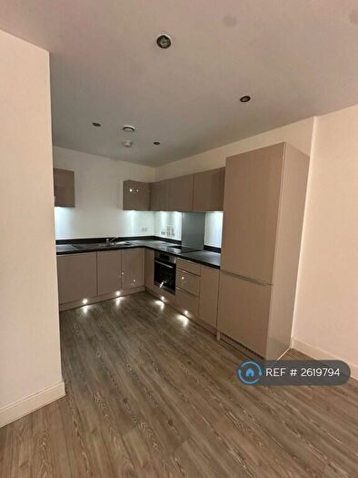 1 Bedroom Flat To Rent In Hoffmans Road, London, E17
