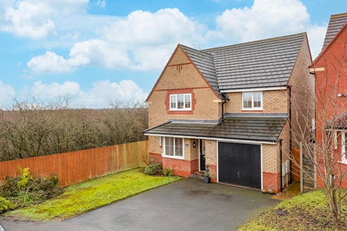 4 Bedroom Detached House For Sale In Forbes Drive, Oakley Vale, NN18