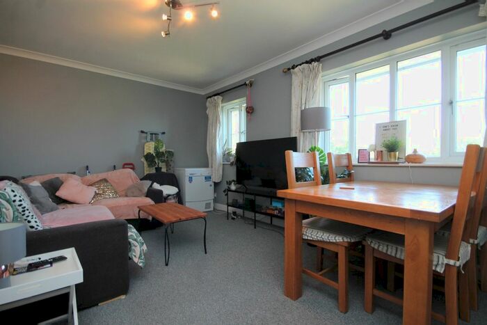 2 Bedroom Flat To Rent In Goddard Place, Tufnell Park, N19