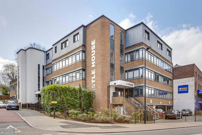 1 Bedroom Flat To Rent In Desborough Road, High Wycombe, HP11