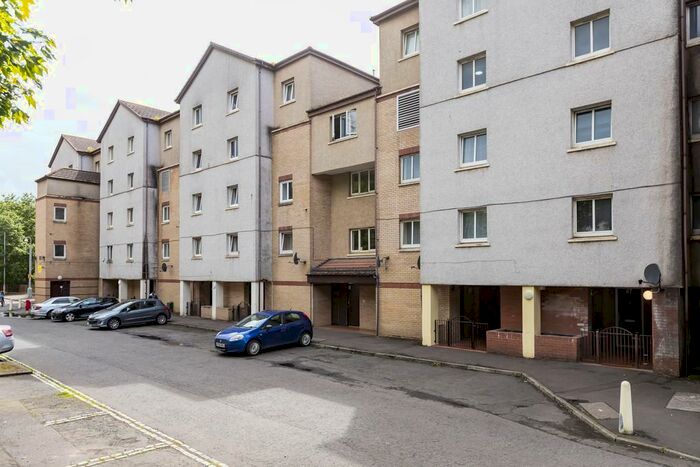 2 Bedroom Apartment To Rent In Lenzie Way, Glasgow, G21