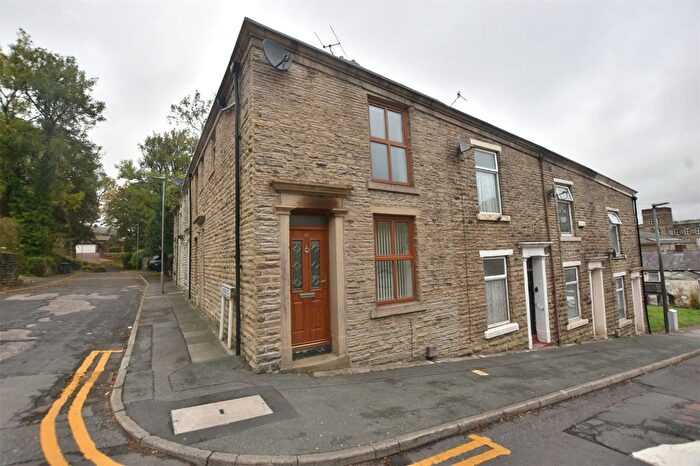 3 Bedroom End Terrace House For Sale In Radford Street, Darwen, Lancashire, BB3
