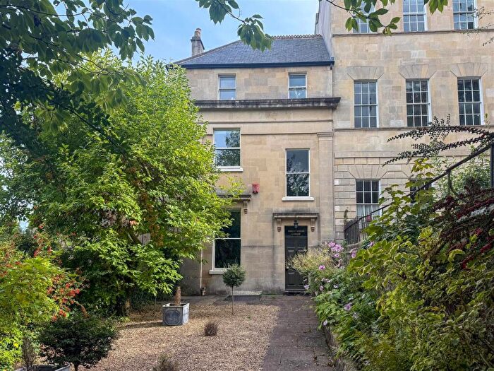 3 Bedroom Apartment To Rent In Grosvenor Place, Bath, BA1