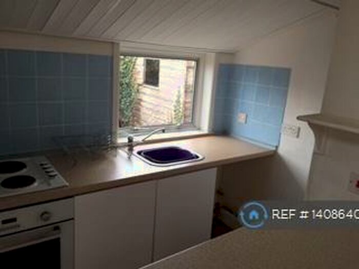 2 Bedroom Bungalow To Rent In Perth Street, Blairgowrie, PH10