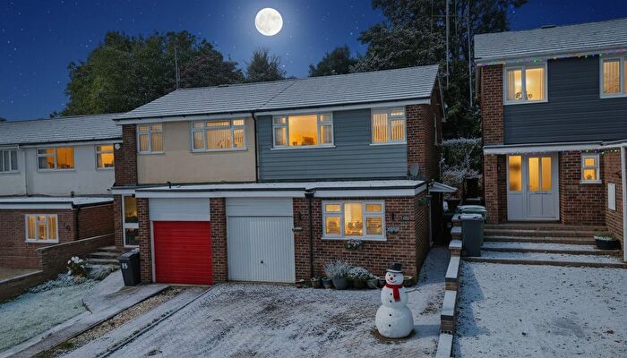 3 Bedroom Semi-Detached House For Sale In Ragstone Road, Bearsted, ME15