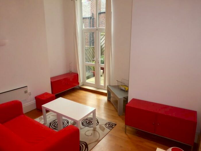 1 Bedroom Apartment To Rent In Castle Street, S3