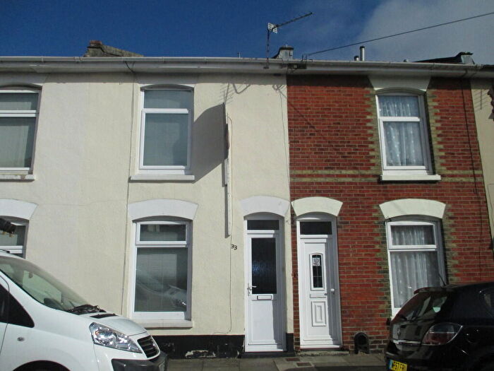 2 Bedroom Terraced House To Rent In Croft Road, North End, PO2
