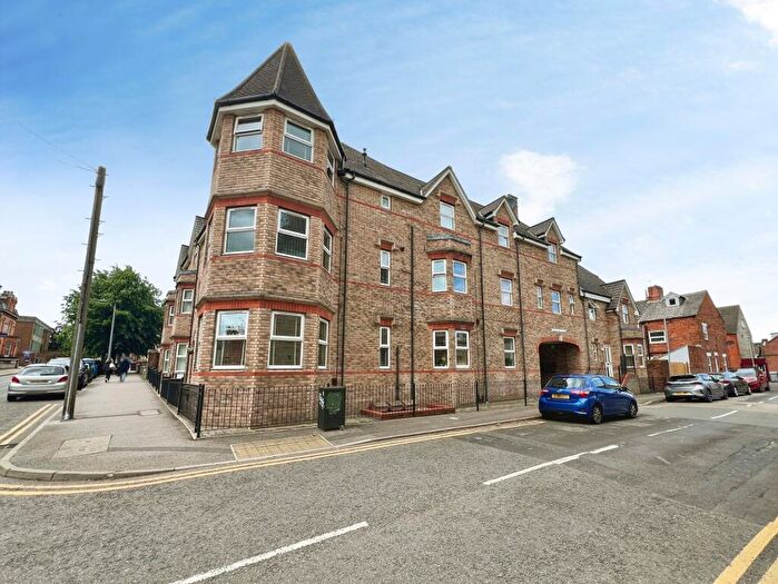 2 Bedroom Flat For Sale In Avenue Road, Montanari Court Avenue Road, NG31