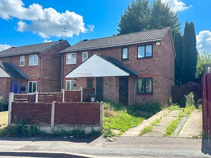 2 Bedroom Semi-Detached House For Sale In Birkenshaw Road, Leicester, LE3