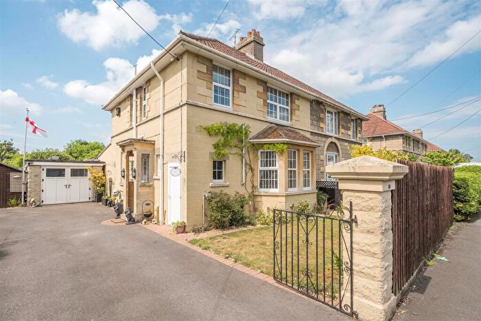 4 Bedroom Semi-Detached House For Sale In Addison Road, Melksham, SN12