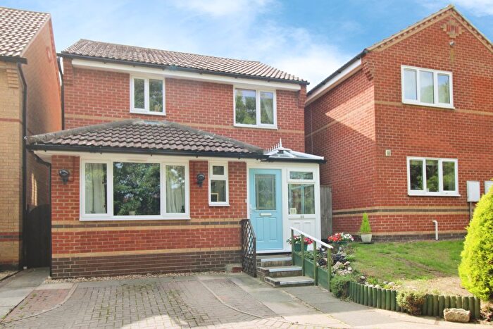 3 Bedroom Detached House For Sale In Wensleydale Close, Grantham, NG31