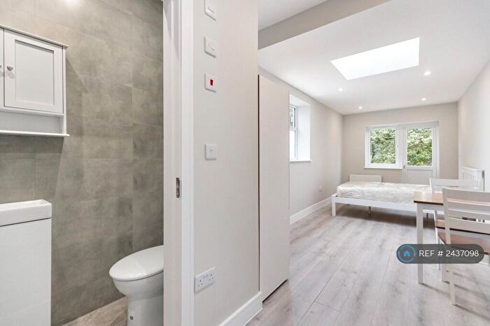 Studio To Rent In Sutton, Sutton, SM1