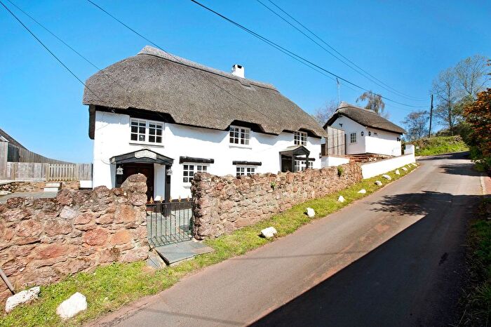3 Bedroom Cottage For Sale In Gabwell Hill, Stokeinteignhead, TQ12
