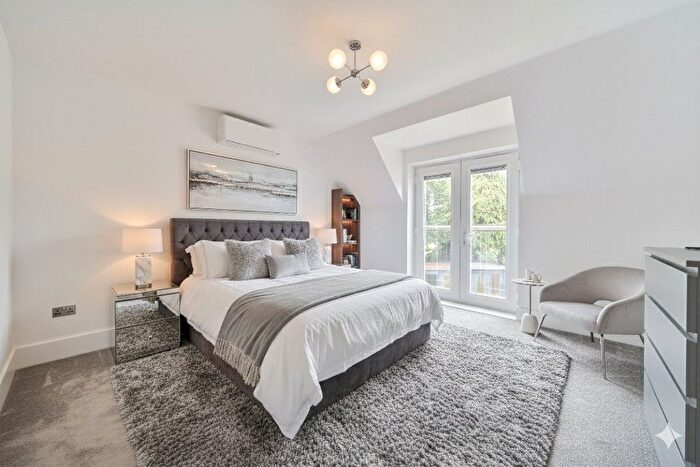 4 Bedroom Detached House For Sale In Exeter, Devon, EX2